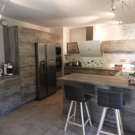 Holiday home Le Lavandin Dauphin